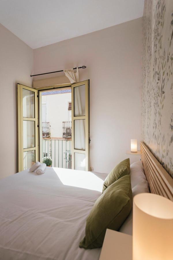 San Julian Apartment Seville Exterior photo
