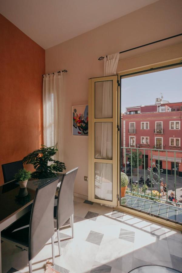 San Julian Apartment Seville Exterior photo