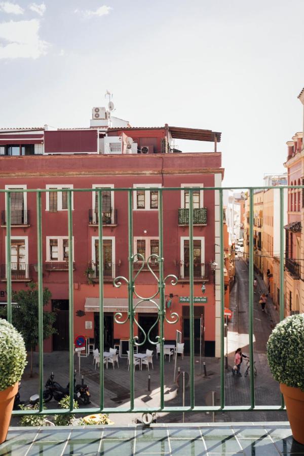 San Julian Apartment Seville Exterior photo