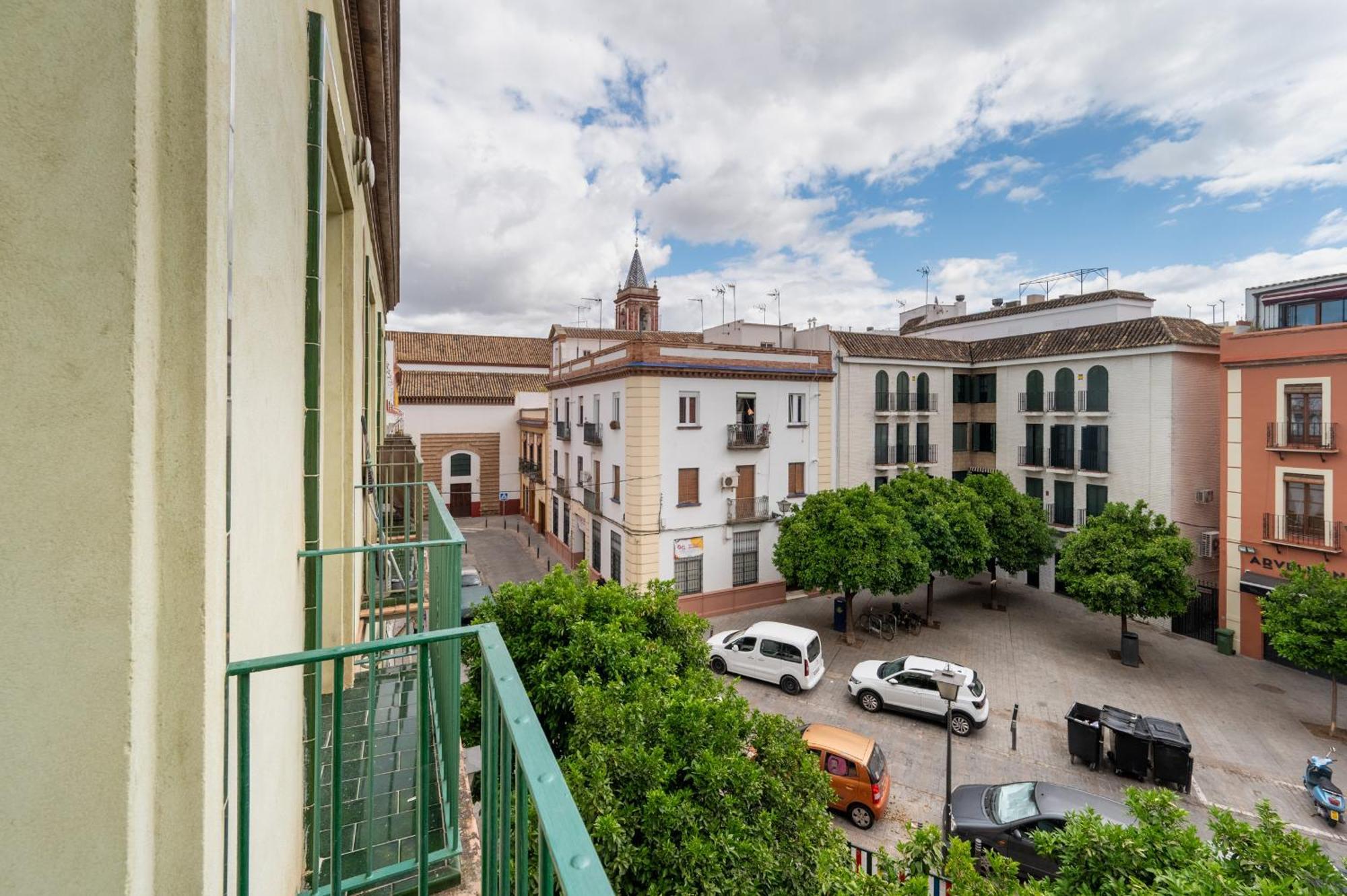 San Julian Apartment Seville Exterior photo