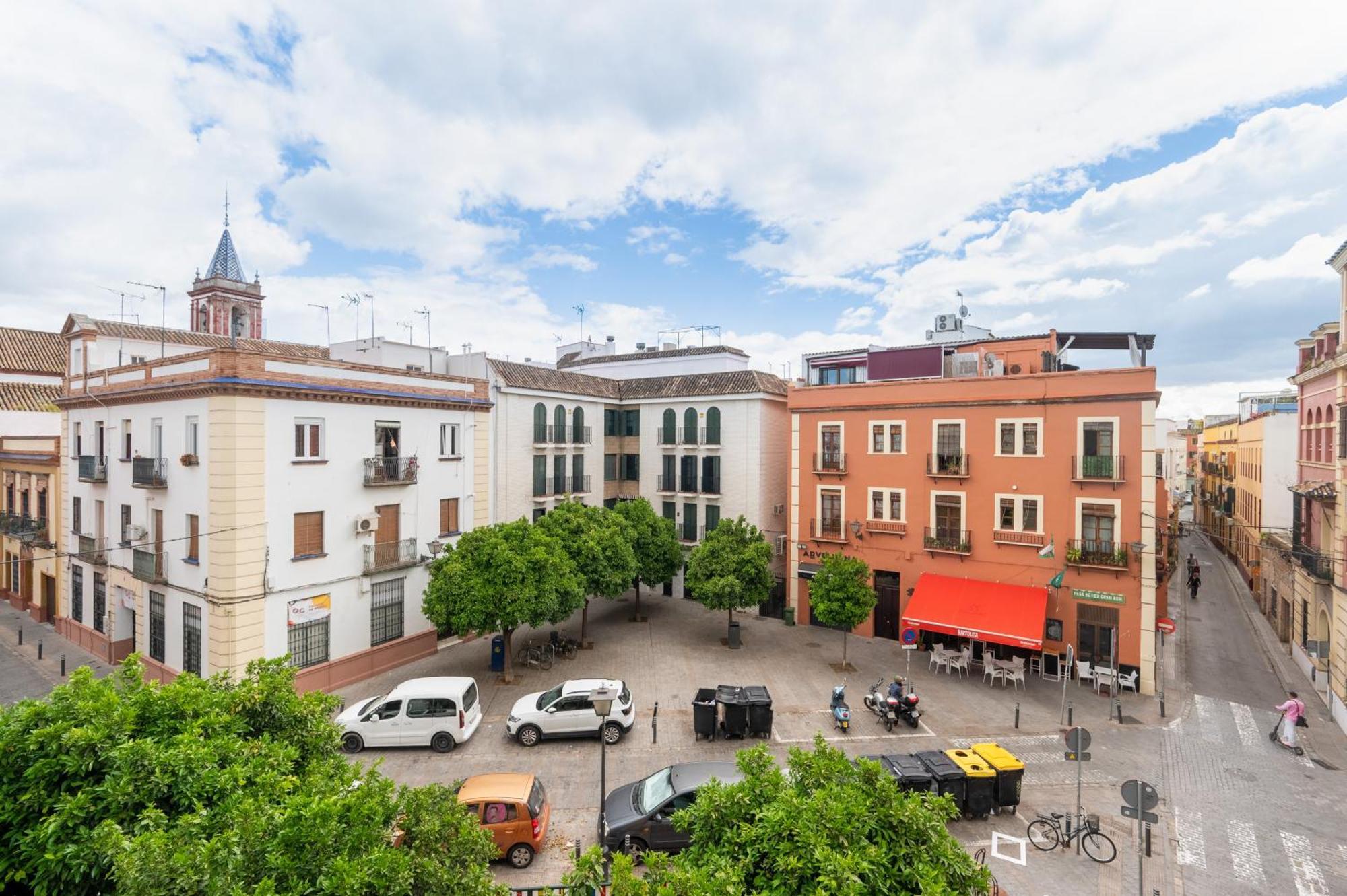San Julian Apartment Seville Exterior photo